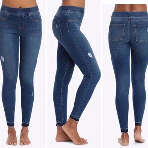 Spanx Distressed High Rise Pull on Ankle Skinny Denim Jeans size Medium